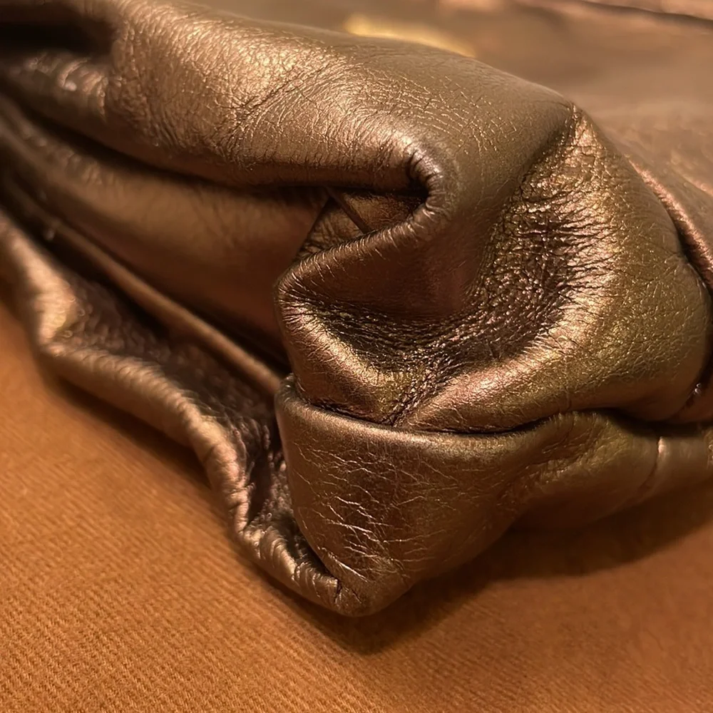 GUCCI Hysteria Clutch - Picture 12 of 13